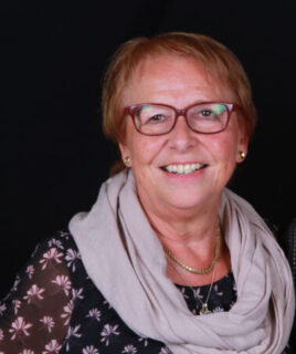 Bea Van den Driessche 